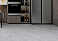 Weiße Marmor-Look Keramik Fußbodenfliesen zeitloses Design Rechteck Form