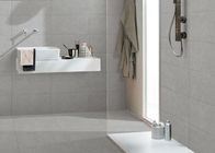 Waschraum-moderne Porzellan-Fliese, R11 modernes Grey Bathroom Tiles 600x300mm