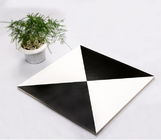 Weißer und schwarzer Ausstellungsraum 300*300mm Matt Porcelain Tile Wear Resantant