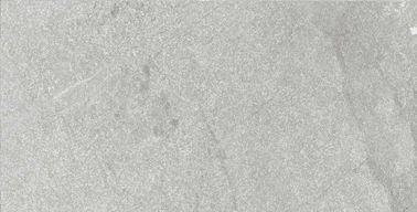 400*800mm Größen-Innenporzellan-Fliesen/helles Grey Color Exterior Wall Tiles