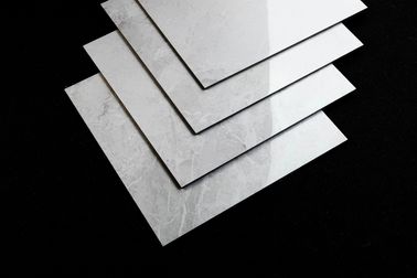 Glasig-glänzende Porzellan-Küchen-Fliesen-/Porzellan-Stein-Fliese haltbar